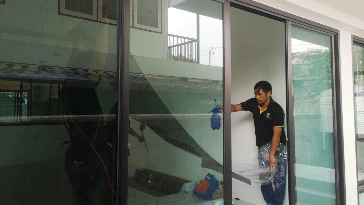 ติดฟิล์มอาคาร ราคาถูก ติดฟิล์มอาคาร ราคาถูก